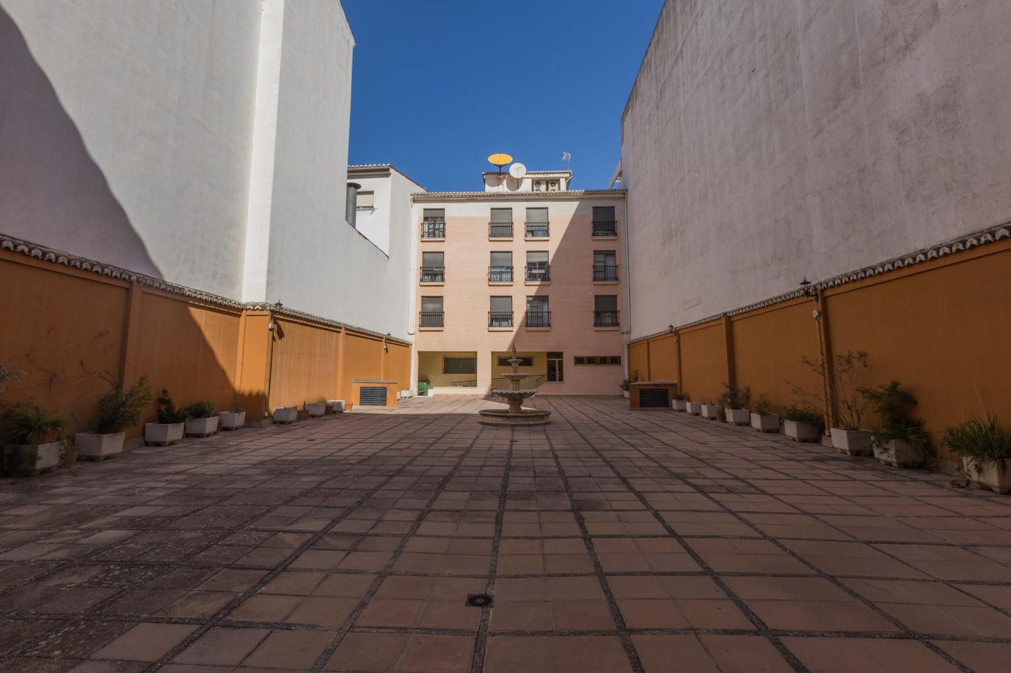 Gracia Suites - Centro Y Confort Con Parking Gratis Granada Exterior photo